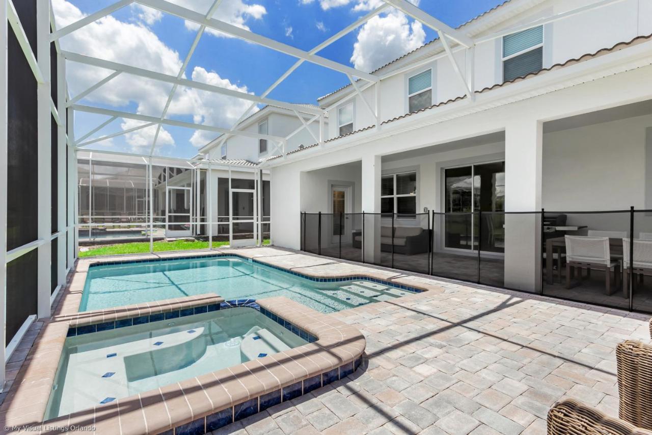 Contemporary Home W Private Pool& Spa Davenport Exteriér fotografie